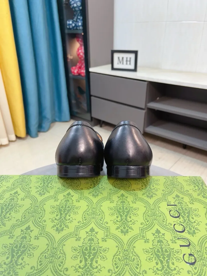 Men's shoes 💰500🌹🌹【GUCCI】The most popular classic Gucci leather shoes. Synchronized with the official website, the upper is made of Italian first-layer cowhide ➕cowhide lining, with unique brand and unique craftsmanship. Highlighting the hot style of the new year. Stop hesitating, stop wandering, get it now. Number: 38--44